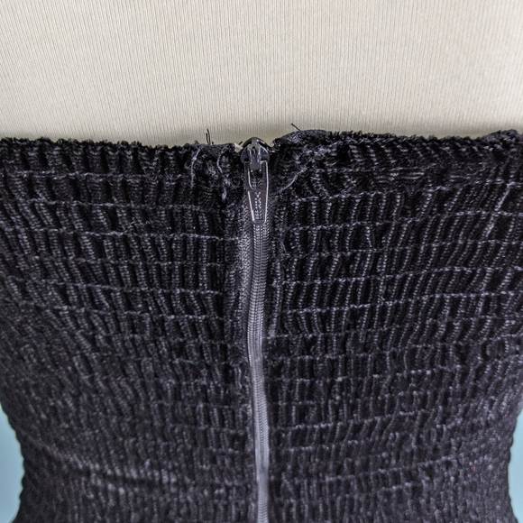 Vintage Black Velvet Party Dress - Picture 7 of 8